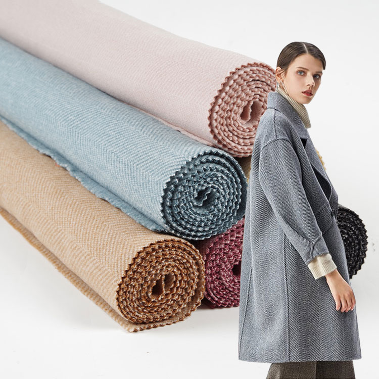 Kain wol medium herringbone akan memberi Anda kenyamanan